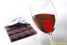 Шоколад и красное вино не лечат сердце