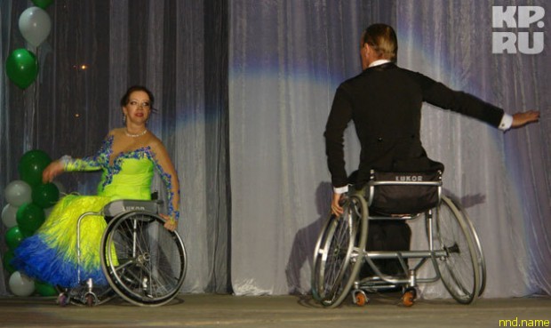 Снежанна Шепелева в творческом конкурсе танцует танго со своим партнером Николаем