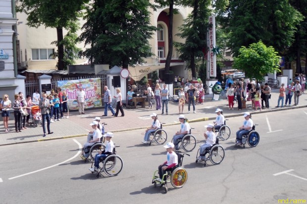 1 июля в 15.30 в Международный день детей на Пешеходной улице Карла Маркса в г. Минске