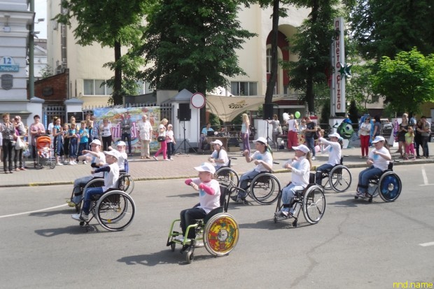 1 июля в 15.30 в Международный день детей на Пешеходной улице Карла Маркса в г. Минске