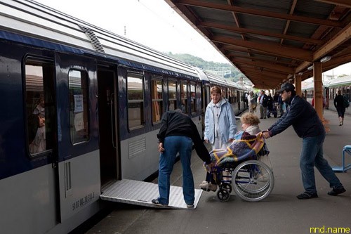 Паломники с инвалидностью во французском Лурде