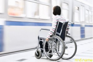 Специальная служба поможет инвалидам в метро Москвы