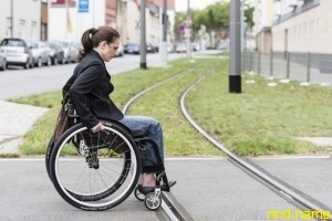 Россиян с инвалидностью до конца года обеспечат техсредствами