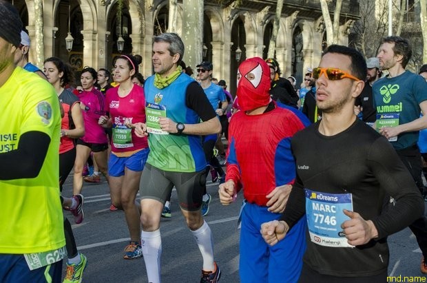 Барселона ежегодно собирает любителей бега
