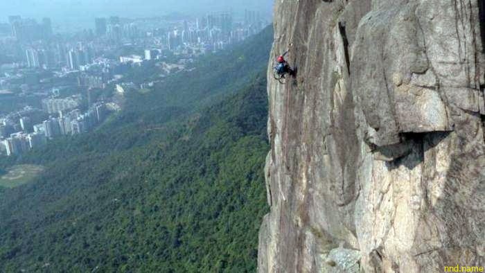 Лайи Чи-Вай из Гонконга покорил 500-метровую скалу