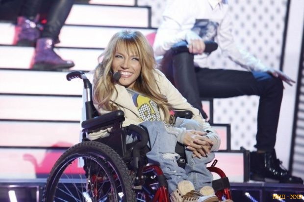 Юлия Самойлова с детства передвигается на инвалидной коляске