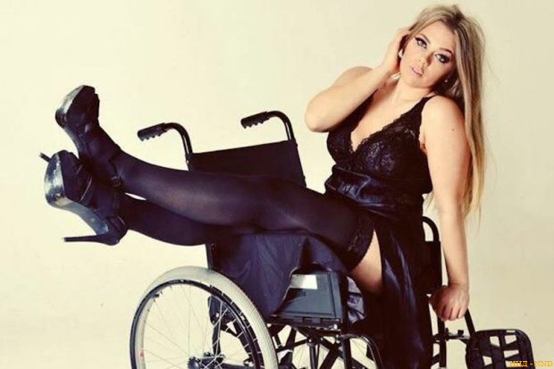 Красивые и горячие: модели с инвалидность - Кэти Ноулс