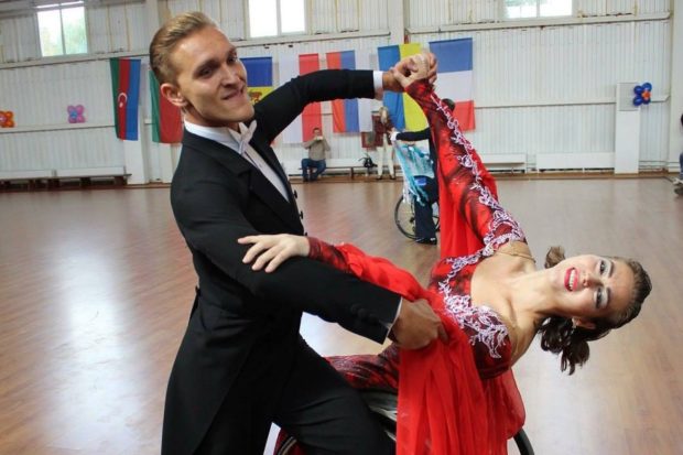 Чемпионка мира Анна Горчакова - о танцах на колясках