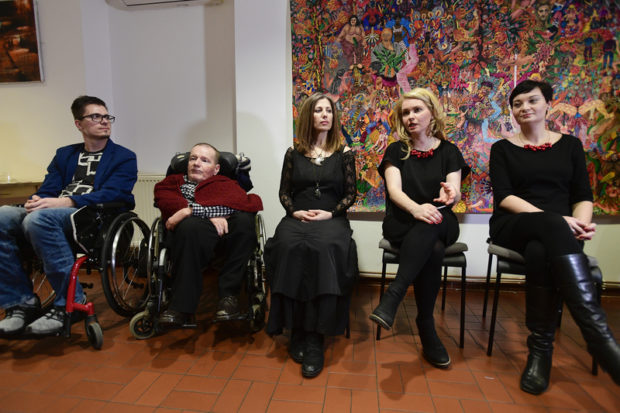 В Чешской Республике есть 15 сексуальных помощниц и два помощника для инвалидов