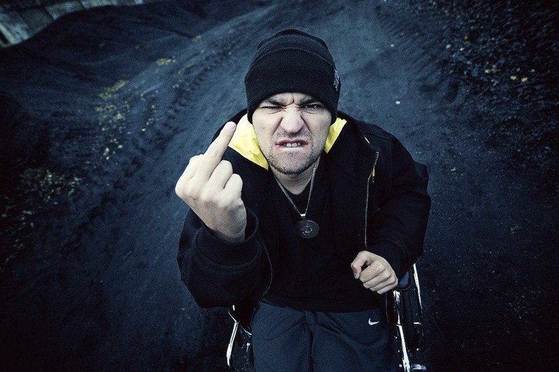 Рем Дигга - ростовский рэпер-колясочник