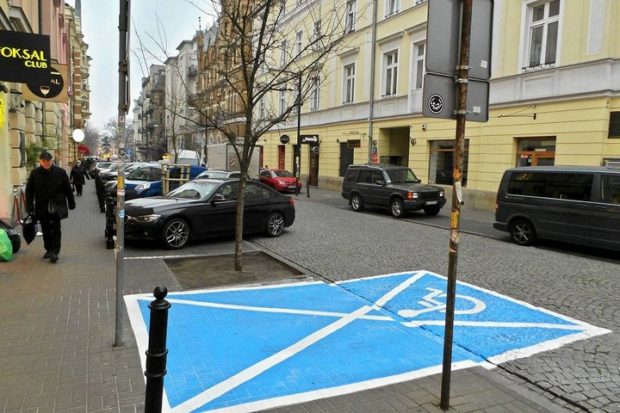 В Польше автомобили калининградцев-инвалидов забирают на штрафстоянки