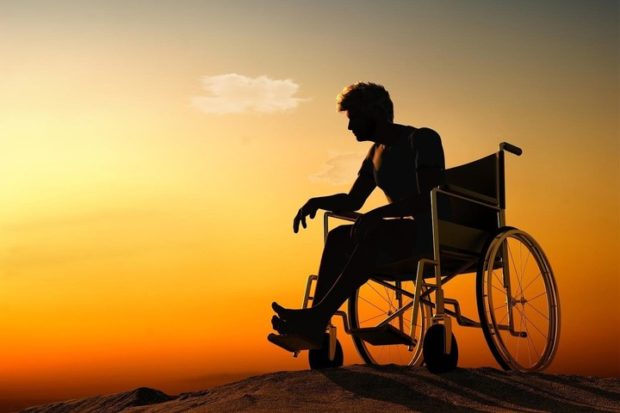 «Страшно думать о будущем»: как выживают инвалиды в России