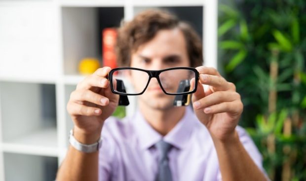 Необычные очки HiiDii Glasses можно использовать вместо компьютерной мышки