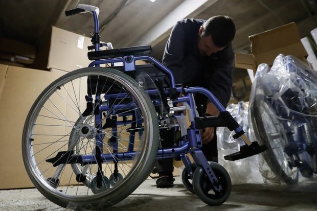 Росздравнадзор увидел риски с инвалидными колясками из-за маркировки
