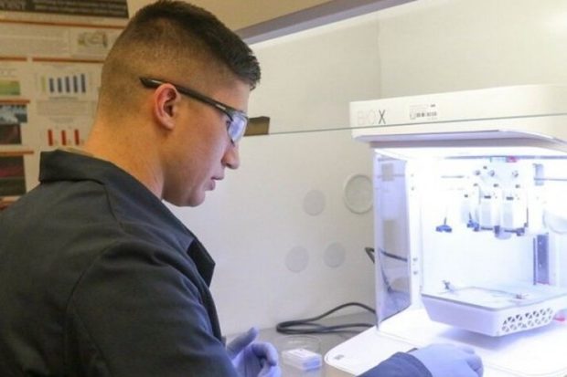 Солдаты Армии США учатся печатать запасные фрагменты человеческого тела