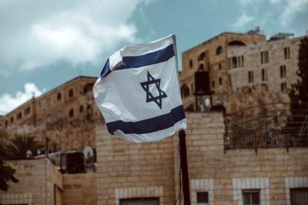 Израиль с 23 мая начнет принимать первых иностранных туристов