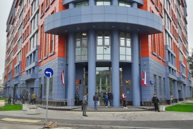 В Москве суд отказал двум взрослым пациентам со СМА в получении лекарства
