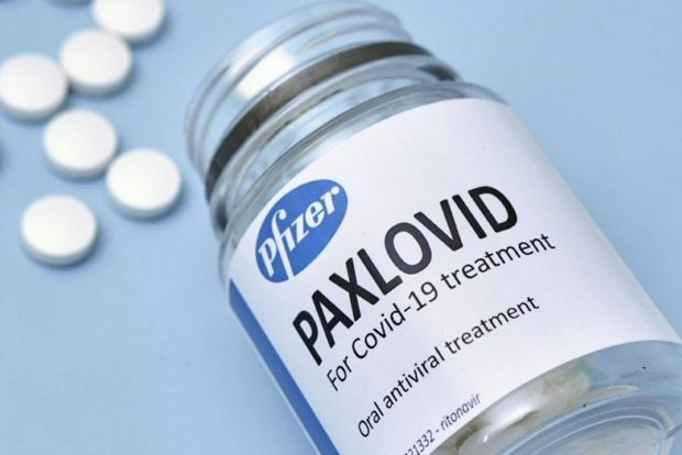 В США одобрили первые таблетки от COVID-19