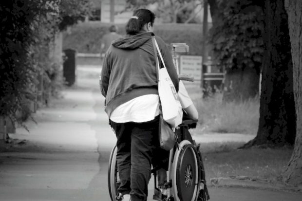 Законопроект - О выплатах, осуществляющим уход за инвалидами