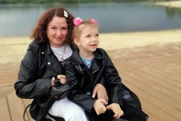 Светлана Загубная с дочерью Мирославой