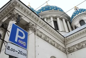 Почему петербуржцы не всегда рады платным парковкам