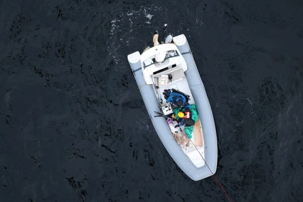 Колясочника унесло на лодке в Белое море