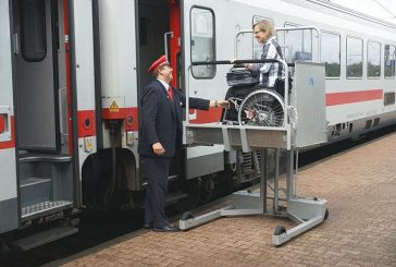 Посадка маломобильных пассажиров в пригородные поезда