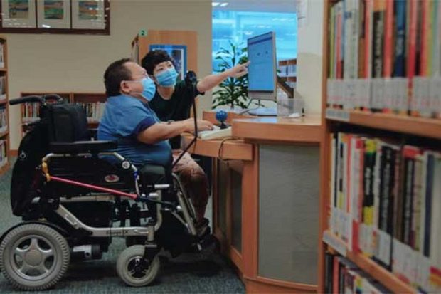 Кампания по чтению книг людям с инвалидностью